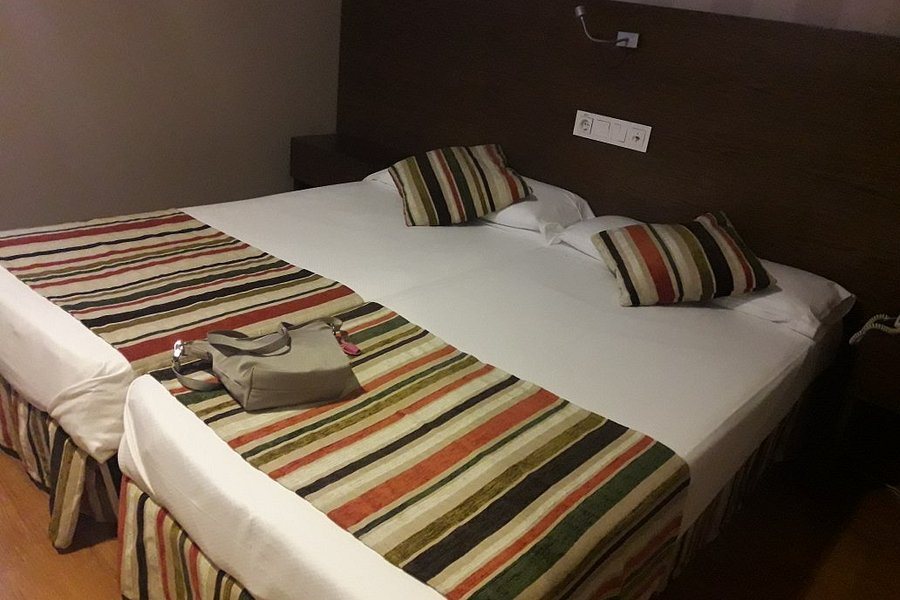 Hostal Los Coronales — Guest room