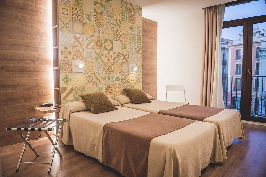 Hostal Mare Nostrum Barcelona Catalonia — Guest room