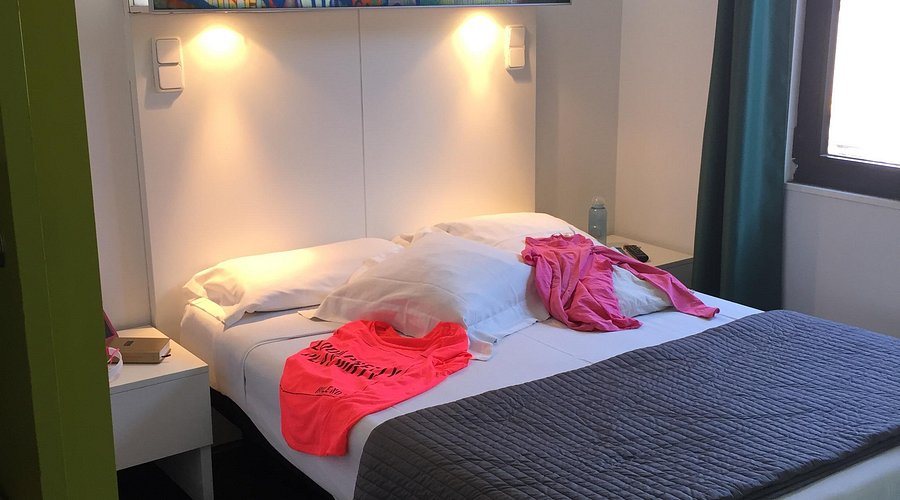 Hostal Nou Raval Barcelona Catalonia — Guest room