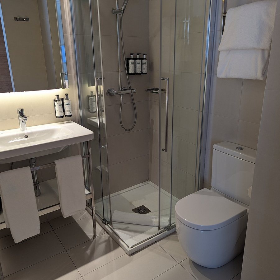 Hostal Porxos Garden Barcelona Catalonia — Bathroom