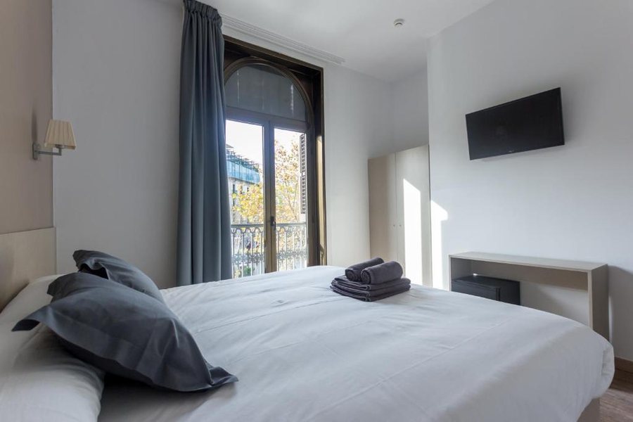 Hostalin Barcelona Passeig de Gracia Barcelona Catalonia — Guest room