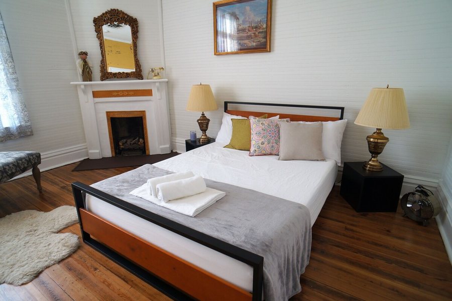 HOSTEL Auberge Clarksdale Clarksdale Mississippi — Guest room