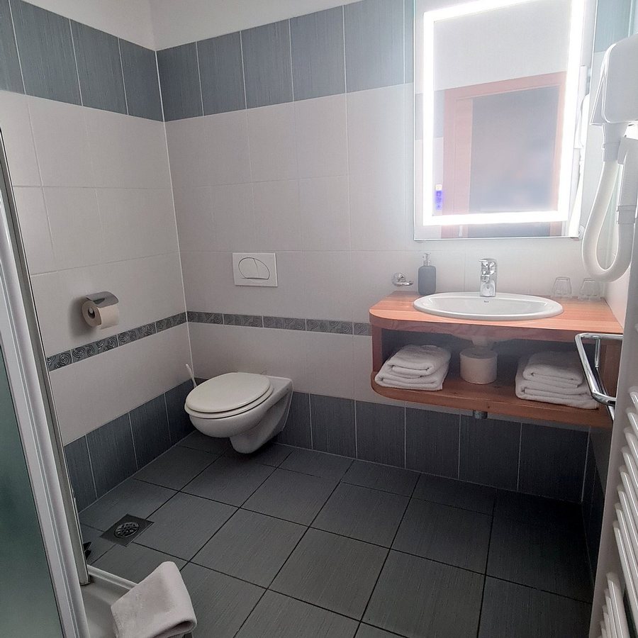 Hostel Soca Rocks — Bathroom