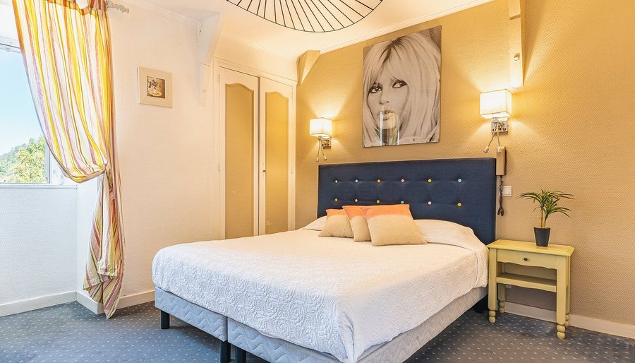 Hostellerie Du Passeur — Guest room