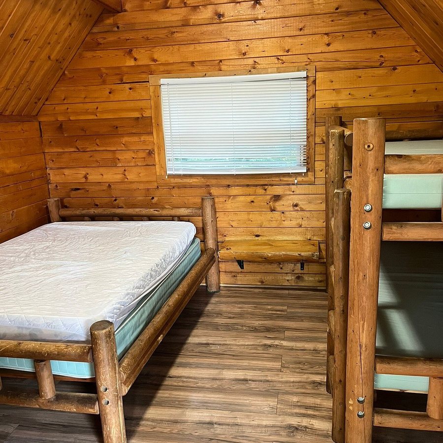 Hot Springs National Park KOA — Guest room