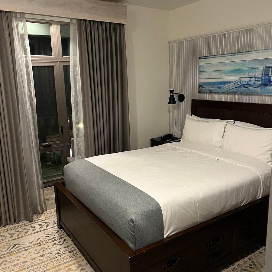 Hotel 1868 — Guest room
