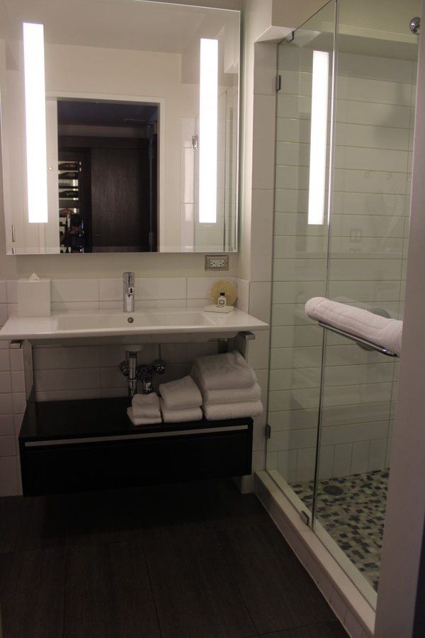 Hotel 48LEX New York New York City New York — Bathroom