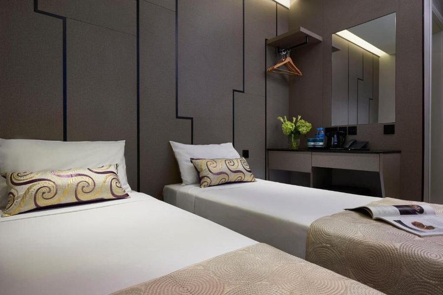 Hotel 81 Gold — Guest room