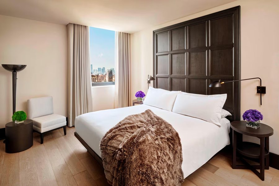 Hotel 837 — Guest room