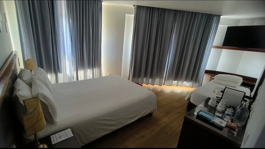 Hotel A S Lisboa — Guest room