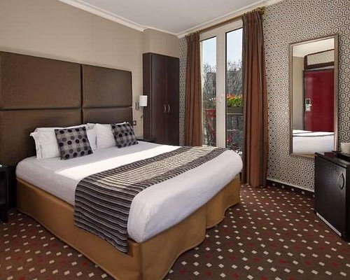 Hotel Abbatial Saint Germain — Guest room