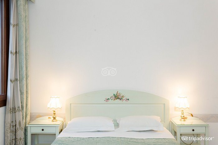 Hotel Adua — Guest room