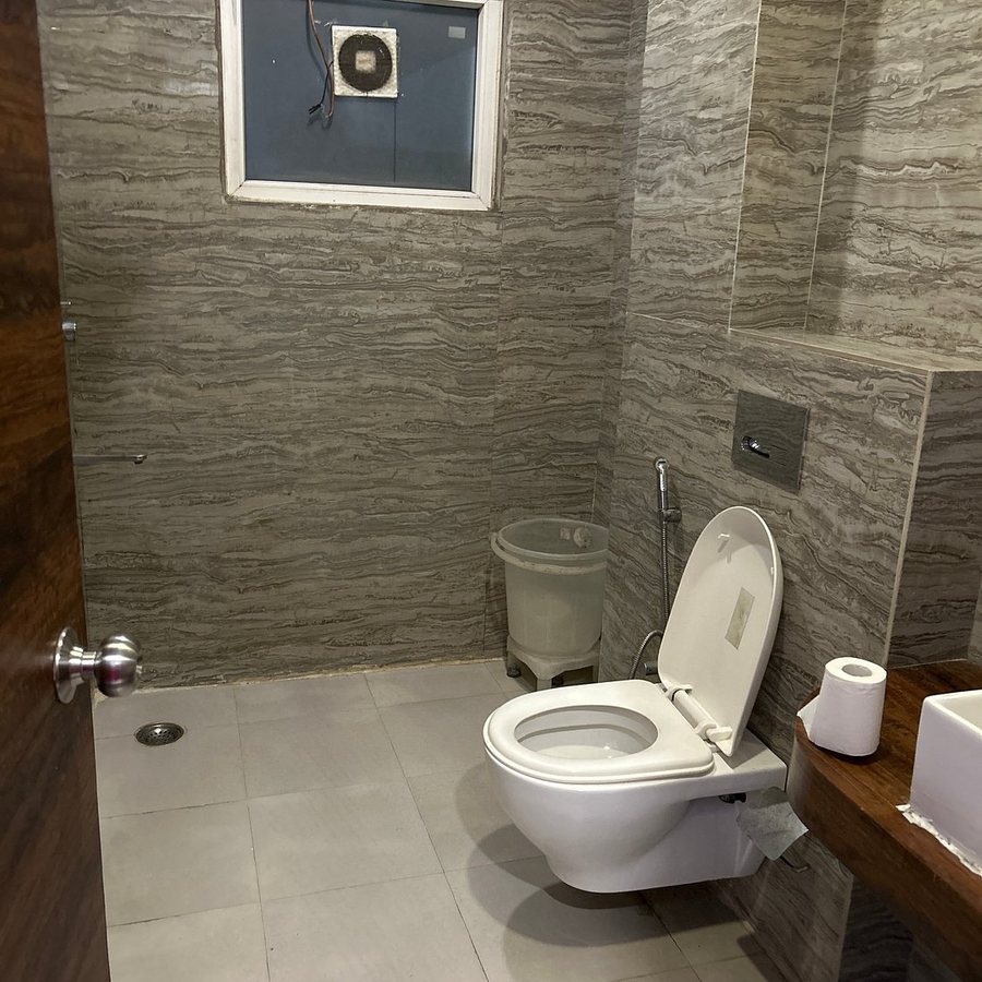 Hotel Africa Avenue GK1 — Bathroom