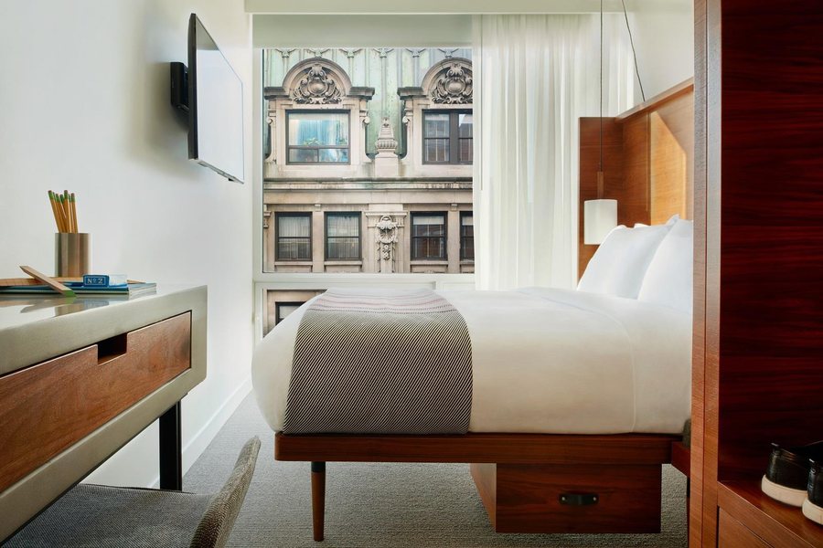 Hotel AKA Nomad New York City New York — Guest room