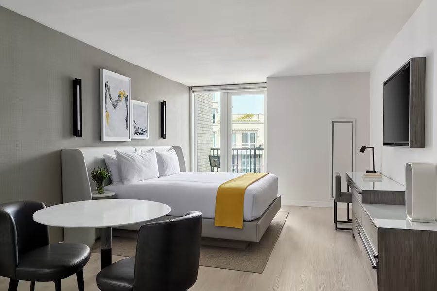 Hotel Aka Washington Circle — Guest room
