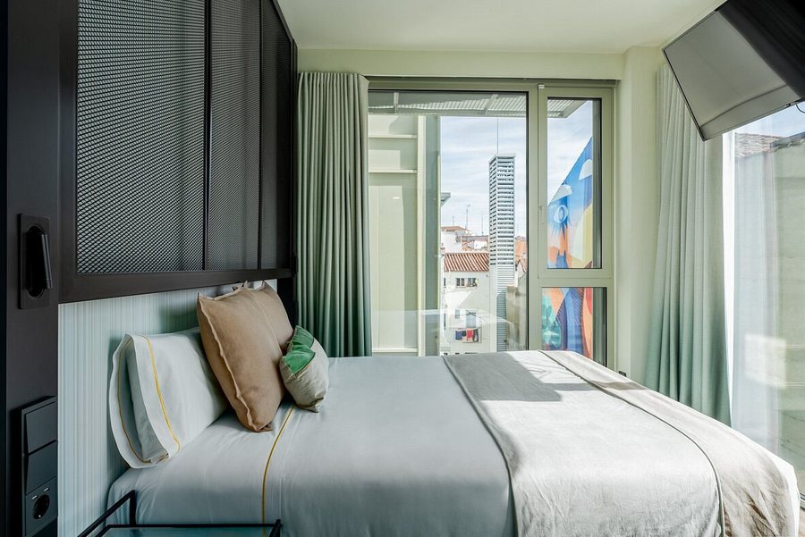 Hotel Akeah Madrid Gran Via — Guest room