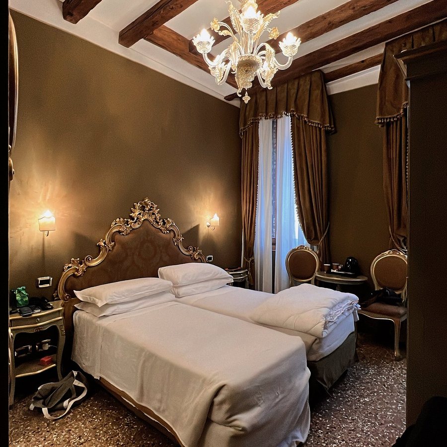 Hotel Al Ponte Mocenigo — Guest room