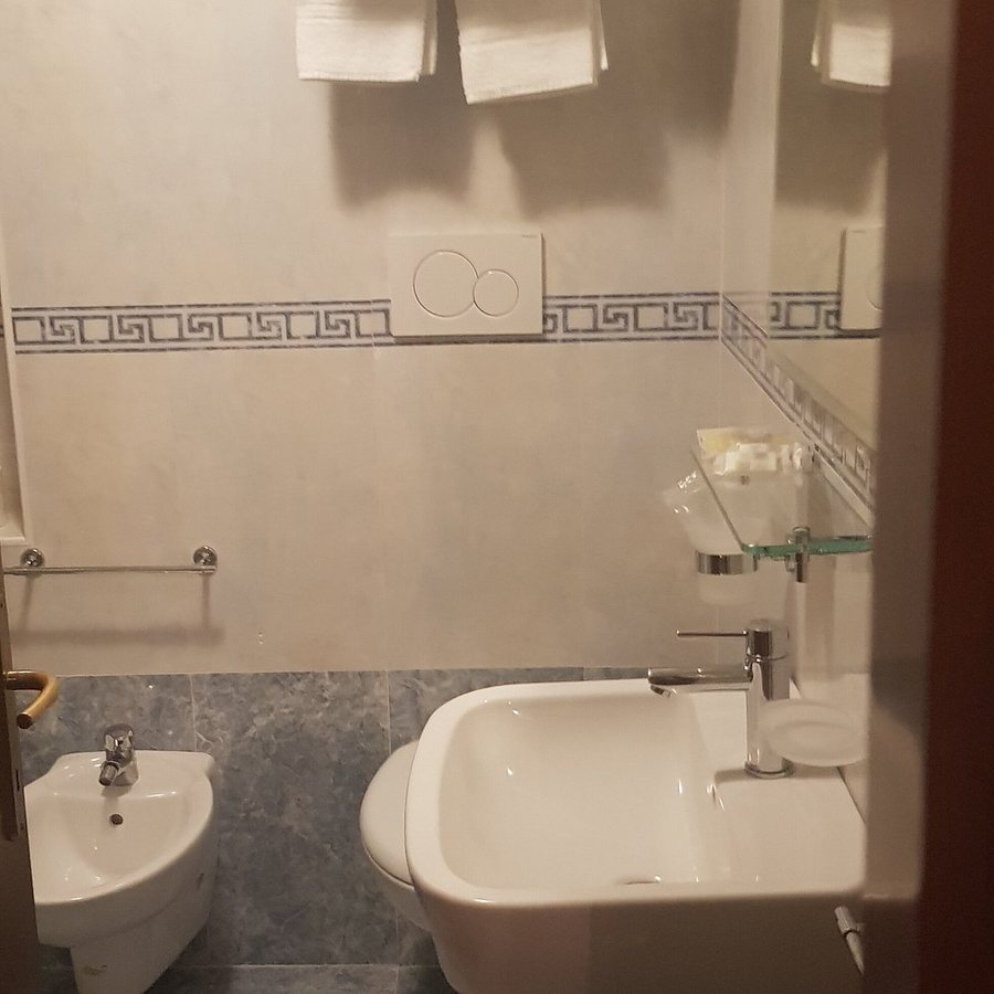 Hotel Al Vagon — Bathroom