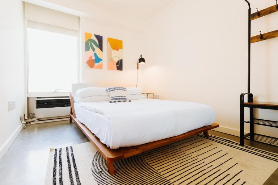 Hotel Alameda — Guest room