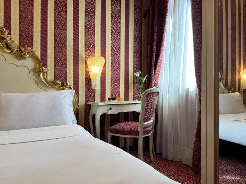 Hotel Alcyone — Guest room
