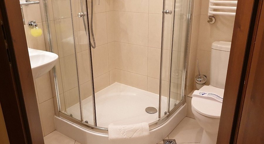 Hotel Alexander II — Bathroom