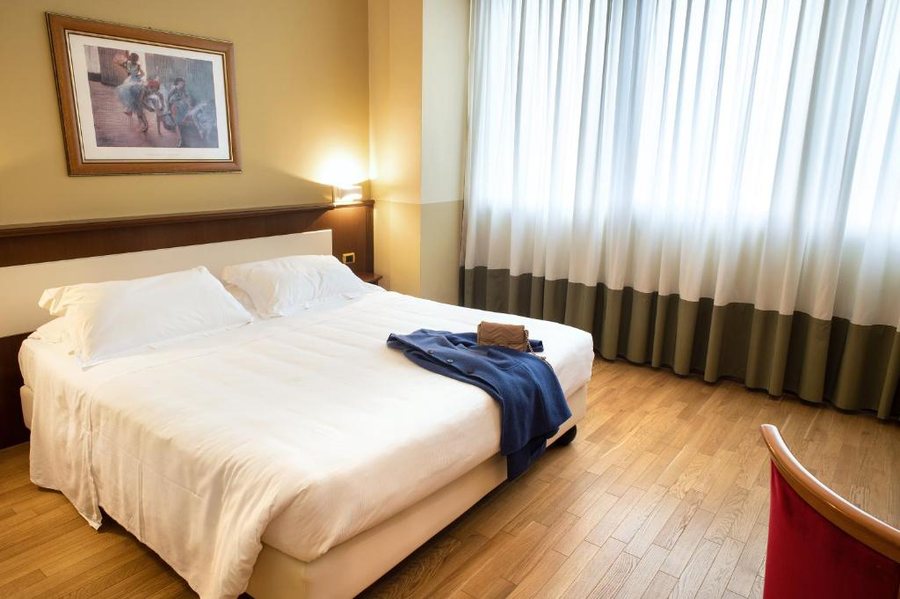 Hotel Alga — Guest room