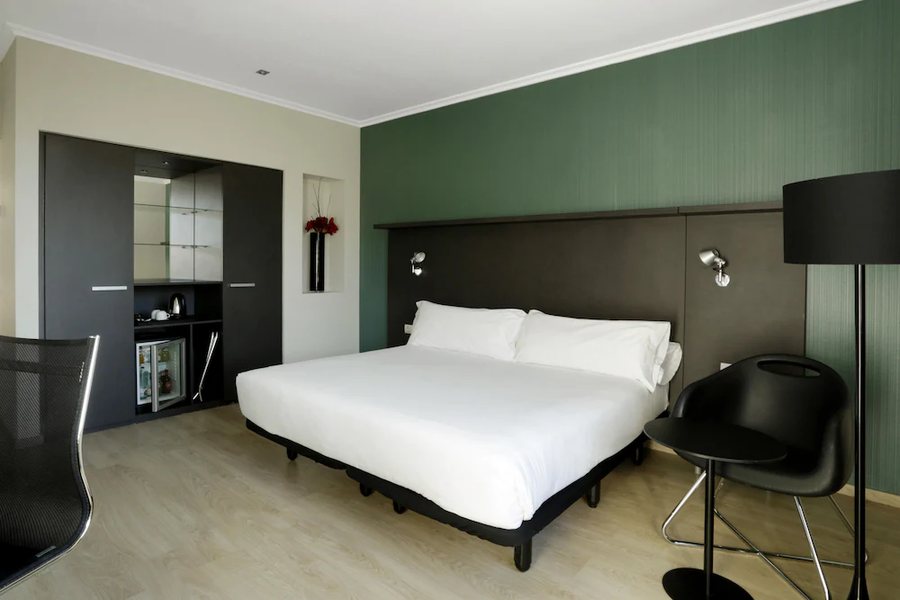 Hotel Alimara Barcelona Barcelona Catalonia — Guest room