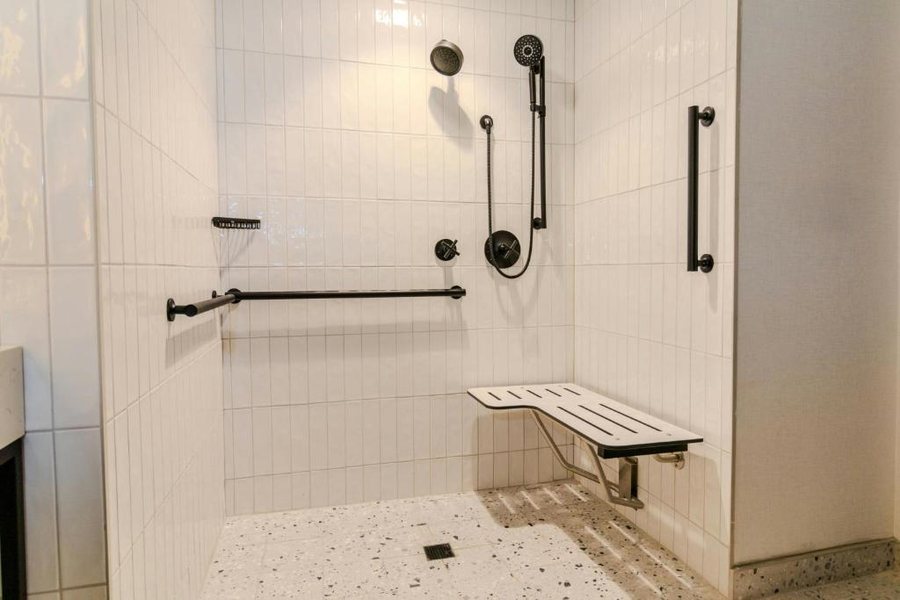 Hotel Amalga St Augustine A Tribute Portfolio Hotel — Bathroom