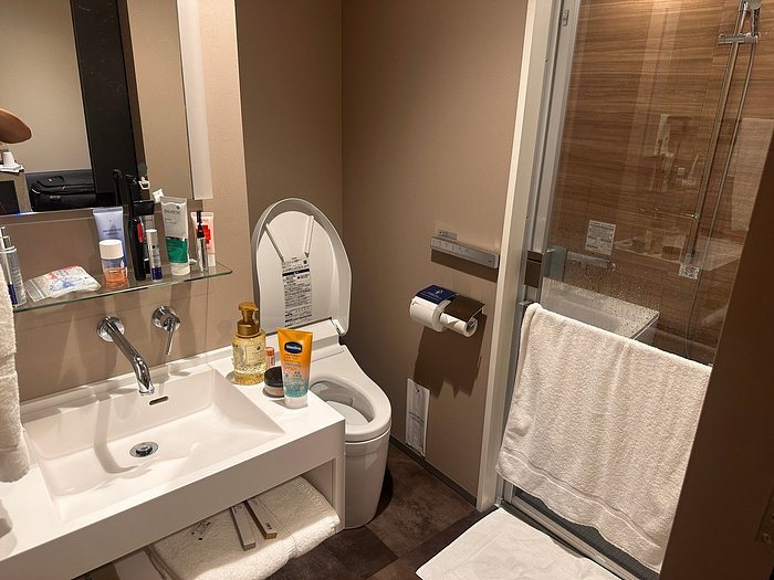 Hotel Amanek Shinjuku Kabukicho — Bathroom