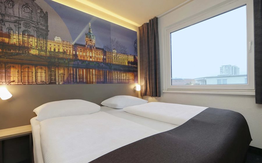 Hotel Ambiente Berlin City — Guest room