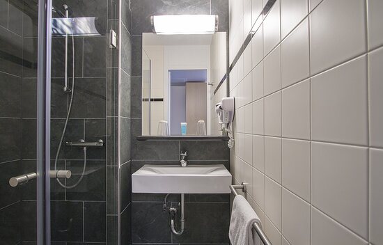 Hotel Amstelzicht — Bathroom