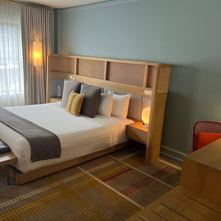 Hotel Andra Seattle MGallery Hotel Collection — Guest room