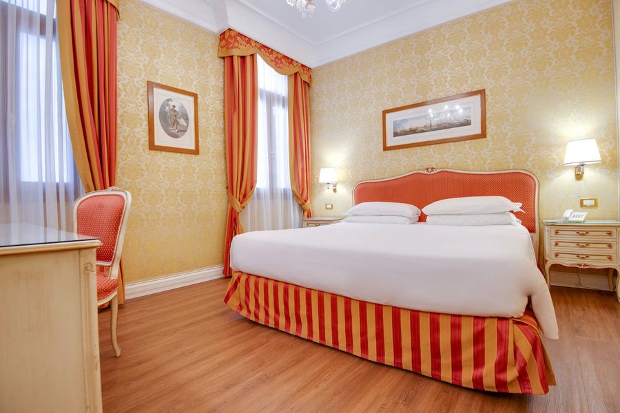 Hotel Antiche Figure — Guest room