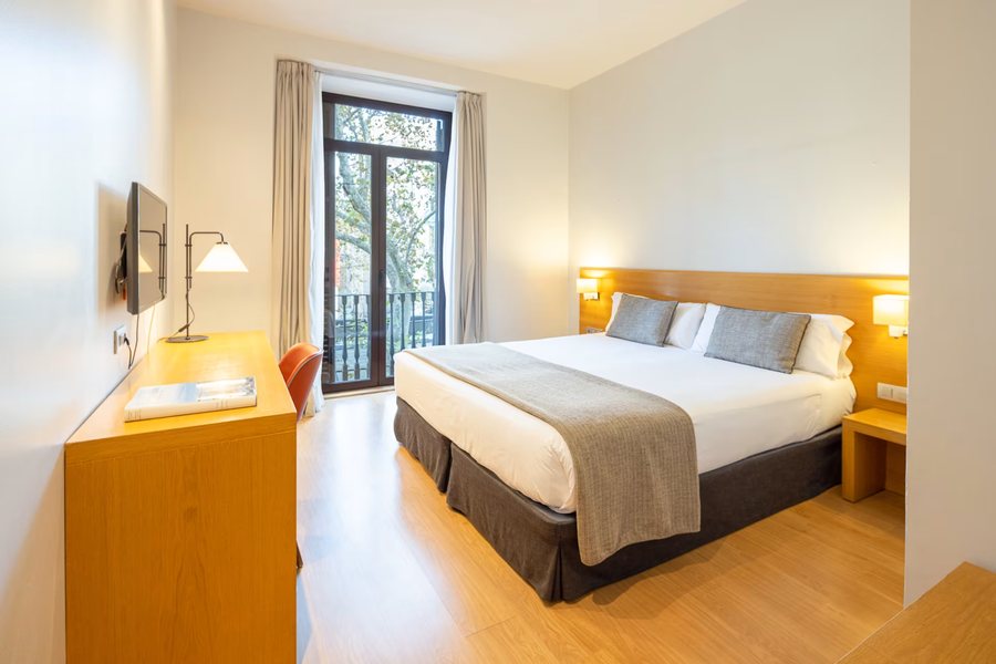 Hotel Arconte Barcelona Catalonia — Guest room
