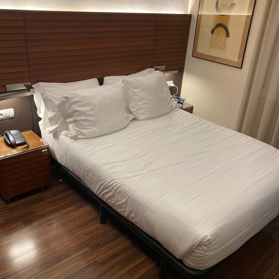 Hotel Astoria Barcelona Catalonia — Guest room