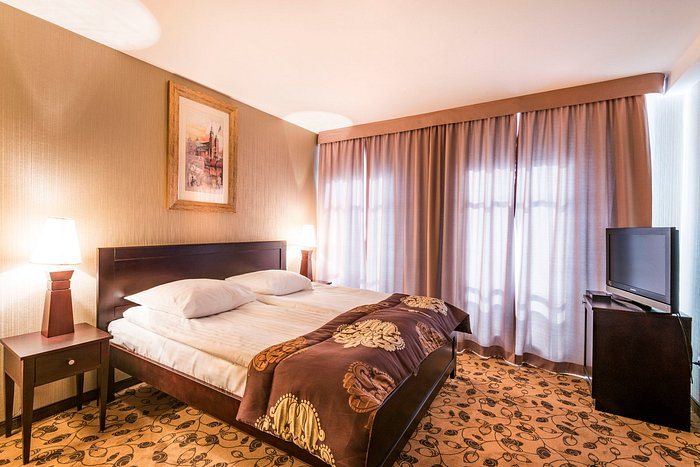 Hotel Astoria Gold — Guest room
