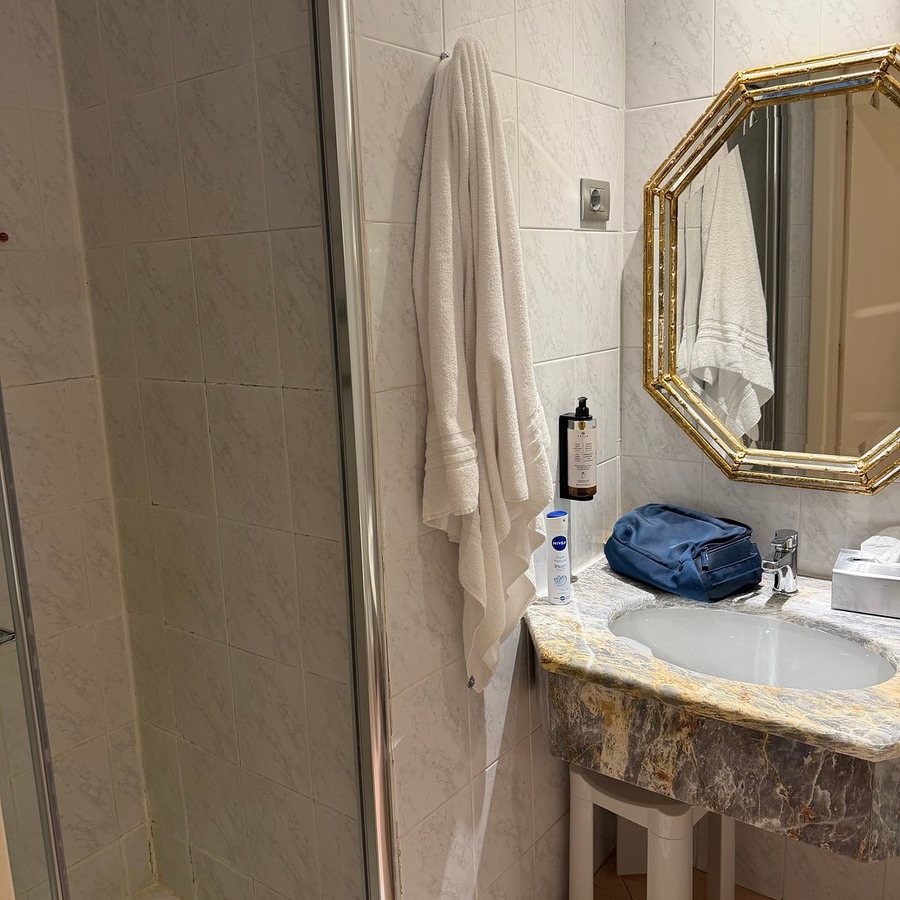 Hotel Atlantic Palace — Bathroom