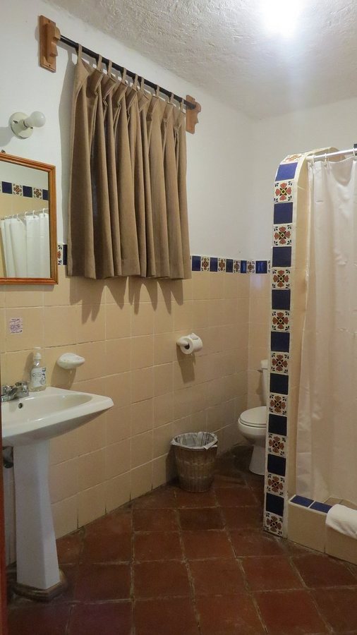 Hotel Bambu — Bathroom