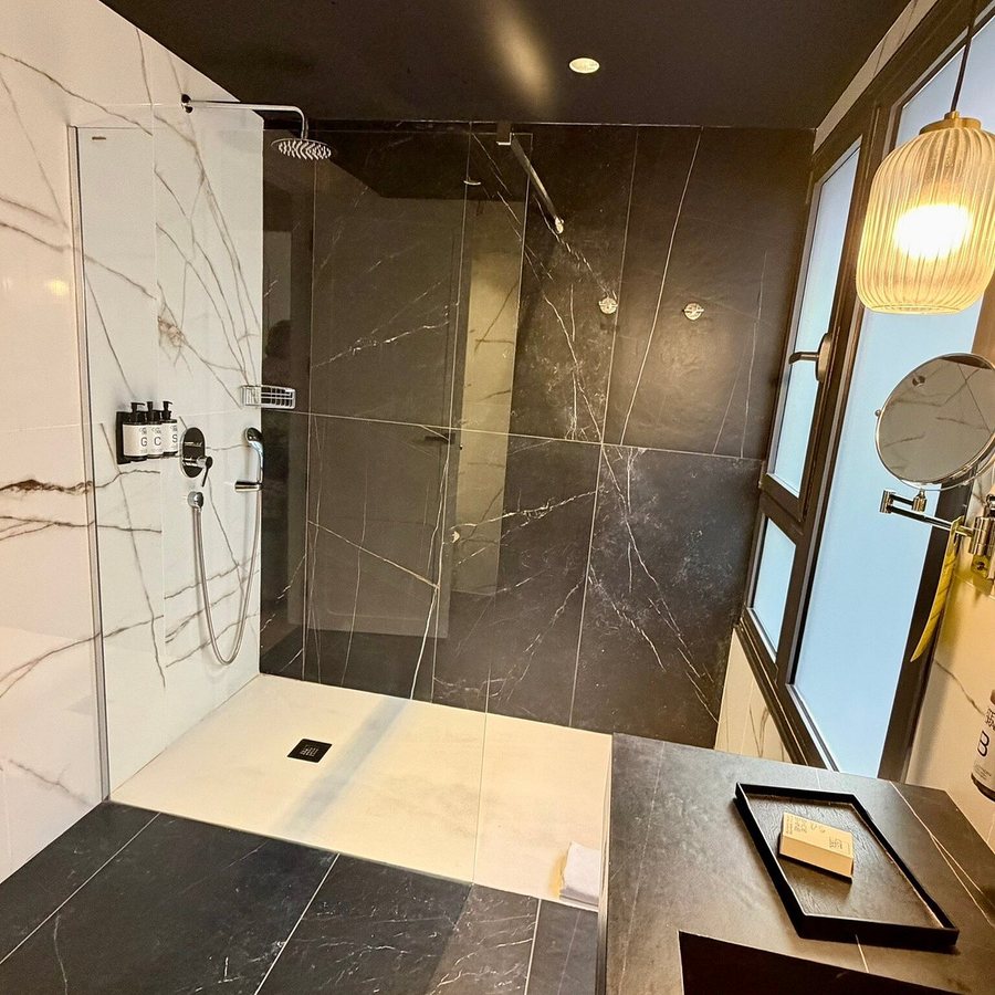 Hotel Barcelona Center Barcelona Catalonia — Bathroom