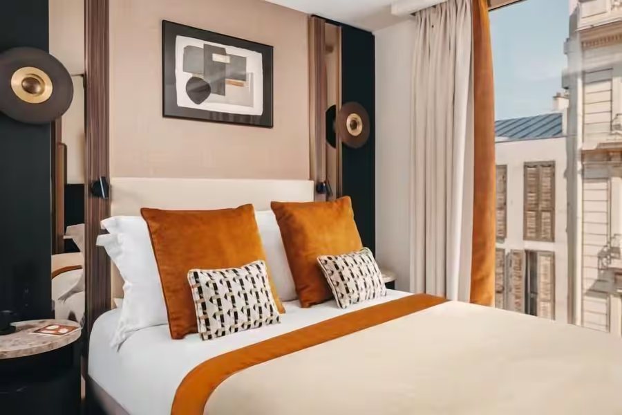 Hotel Barnett Paris — Guest room