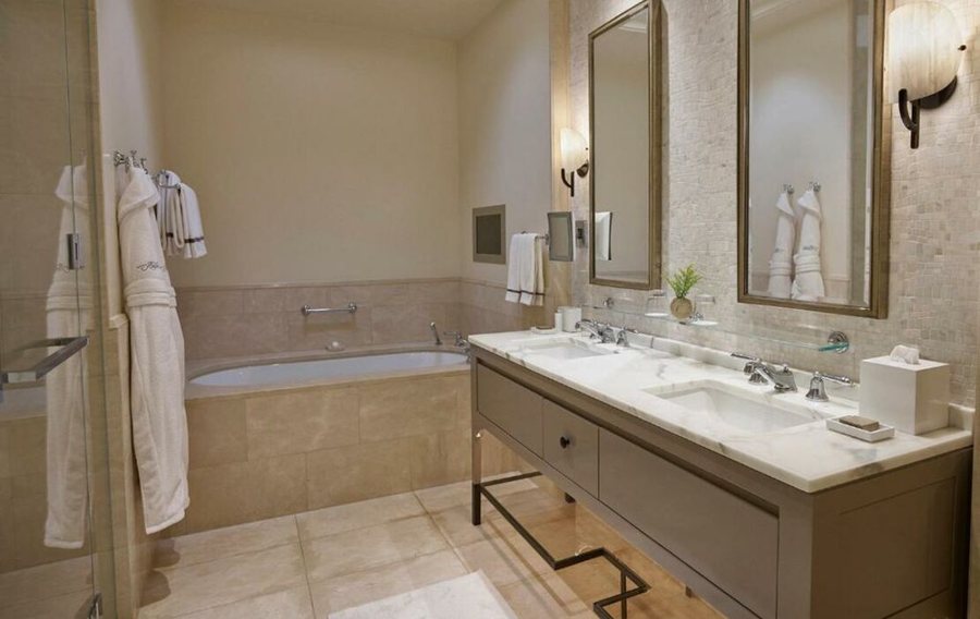 Hotel Bel Air Los Angeles California — Bathroom