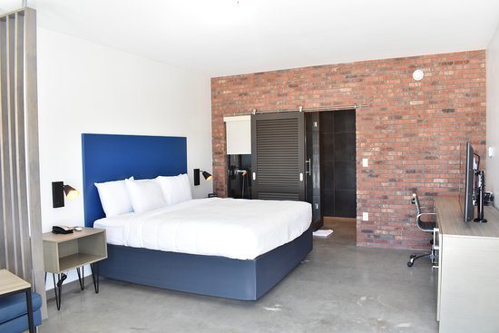 Hotel Bella — Guest room