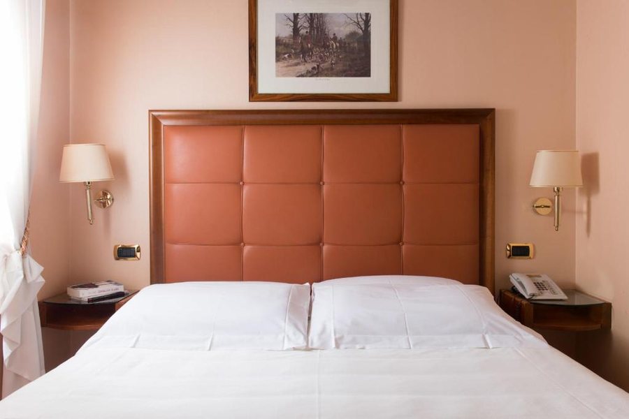 Hotel Berna — Guest room