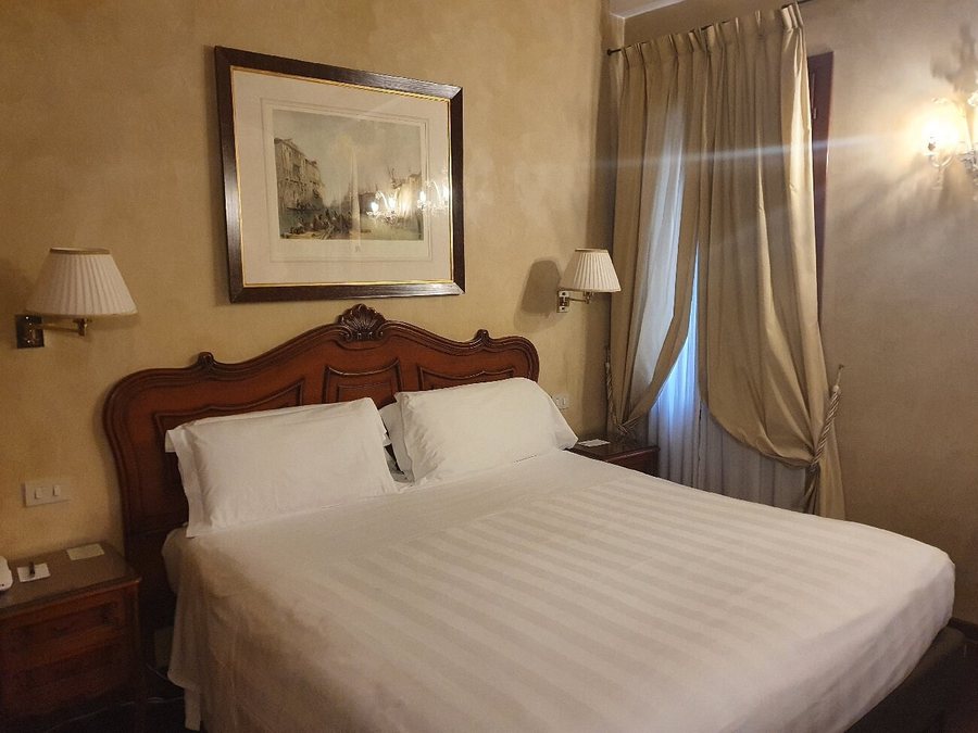 Hotel Bisanzio — Guest room