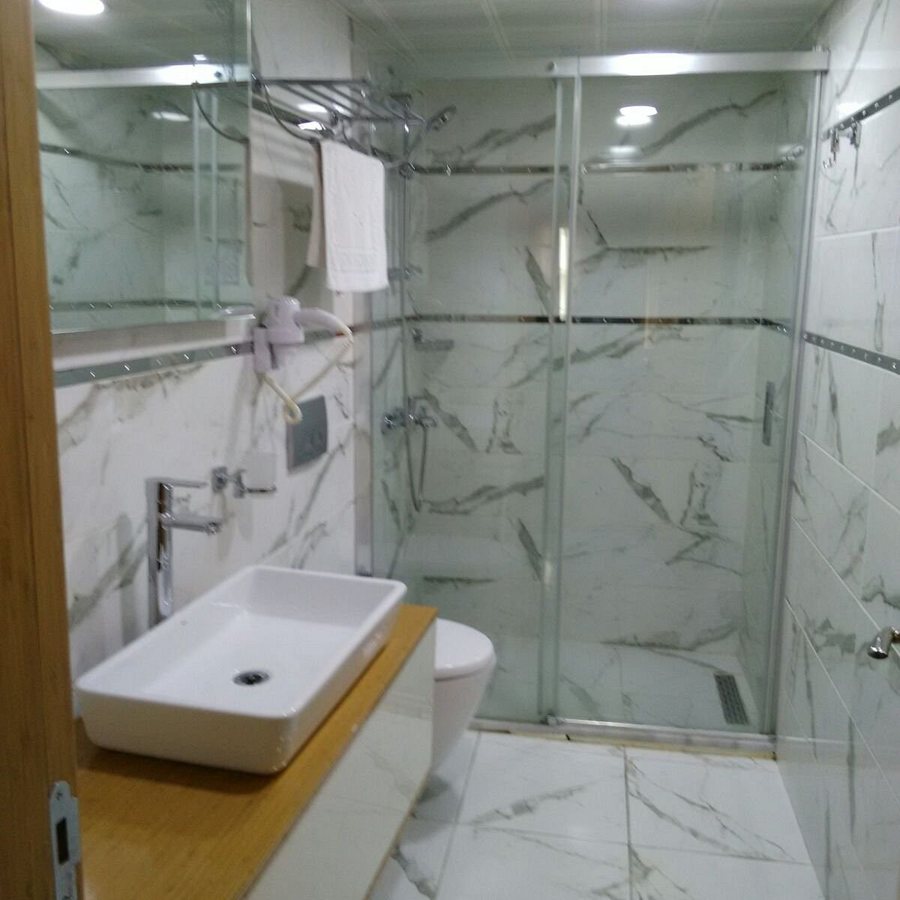 Hotel Black Pearl Istanbul — Bathroom