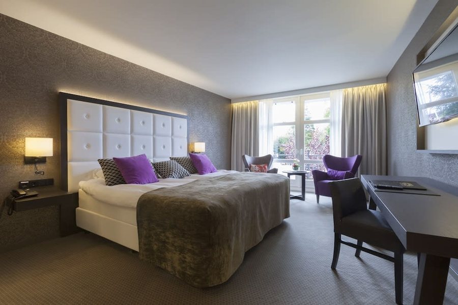 Hotel Bloemendal — Guest room