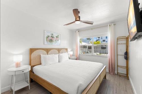 Hotel Cabana — Guest room