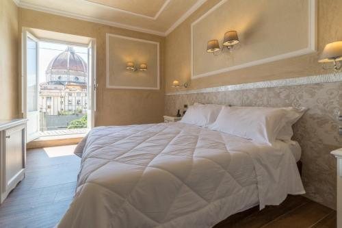 Hotel California Florence — Guest room