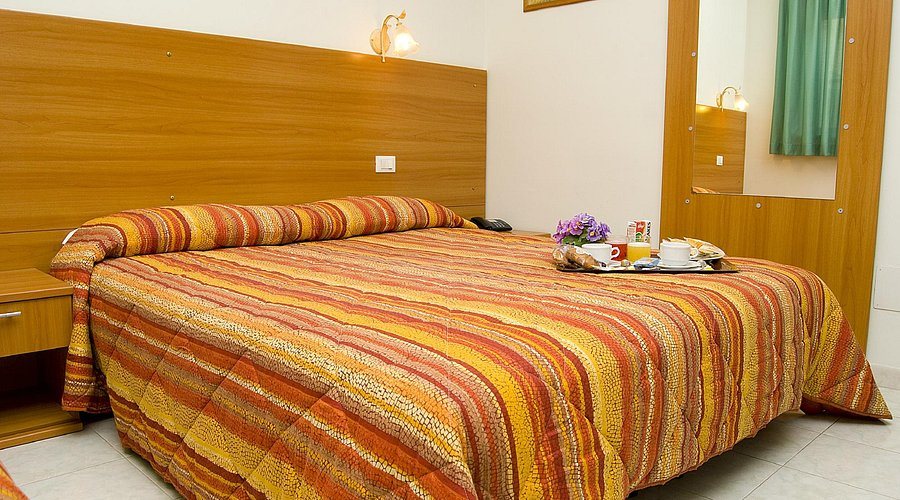 Hotel California — Guest room