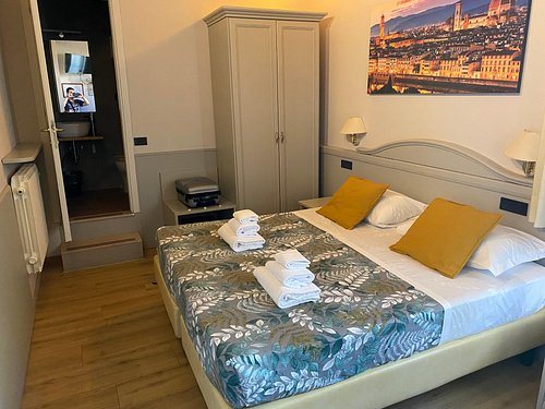 Hotel Camilla — Guest room